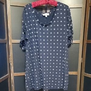 Chic Navy Blouse with White Accents